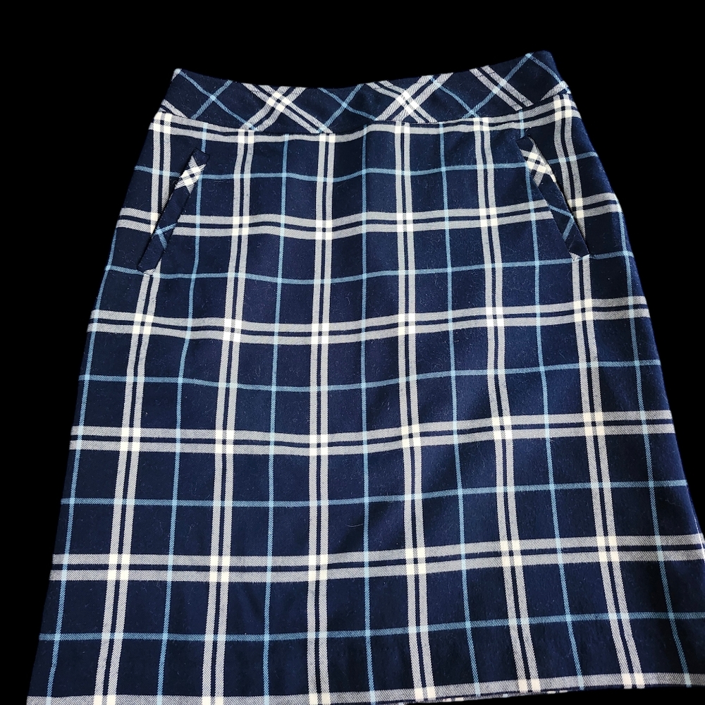 Laura Scott Pencil Skirt Size C. Plaid. Pockets Blue